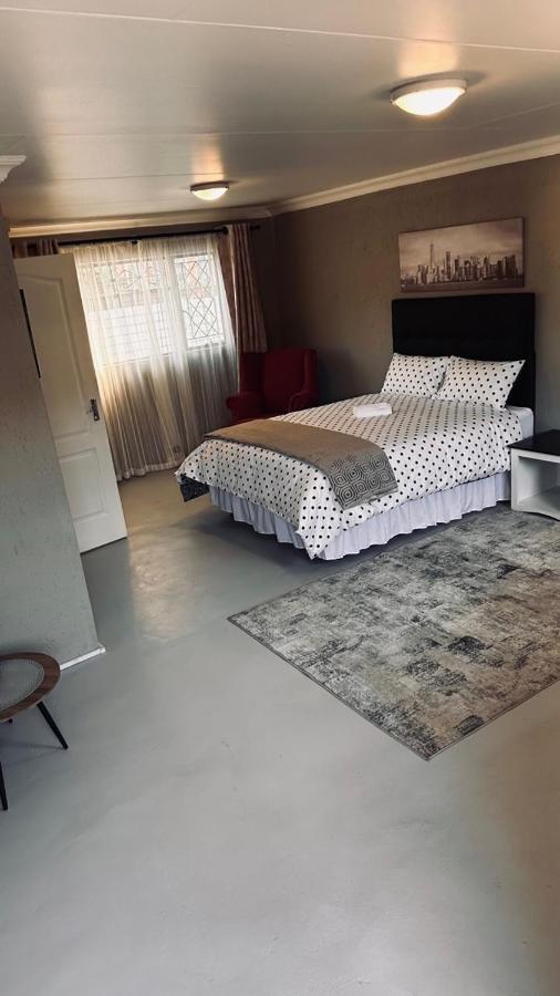 One Home Pretoria Luaran gambar